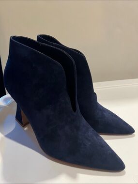 Vince Camuto Booties